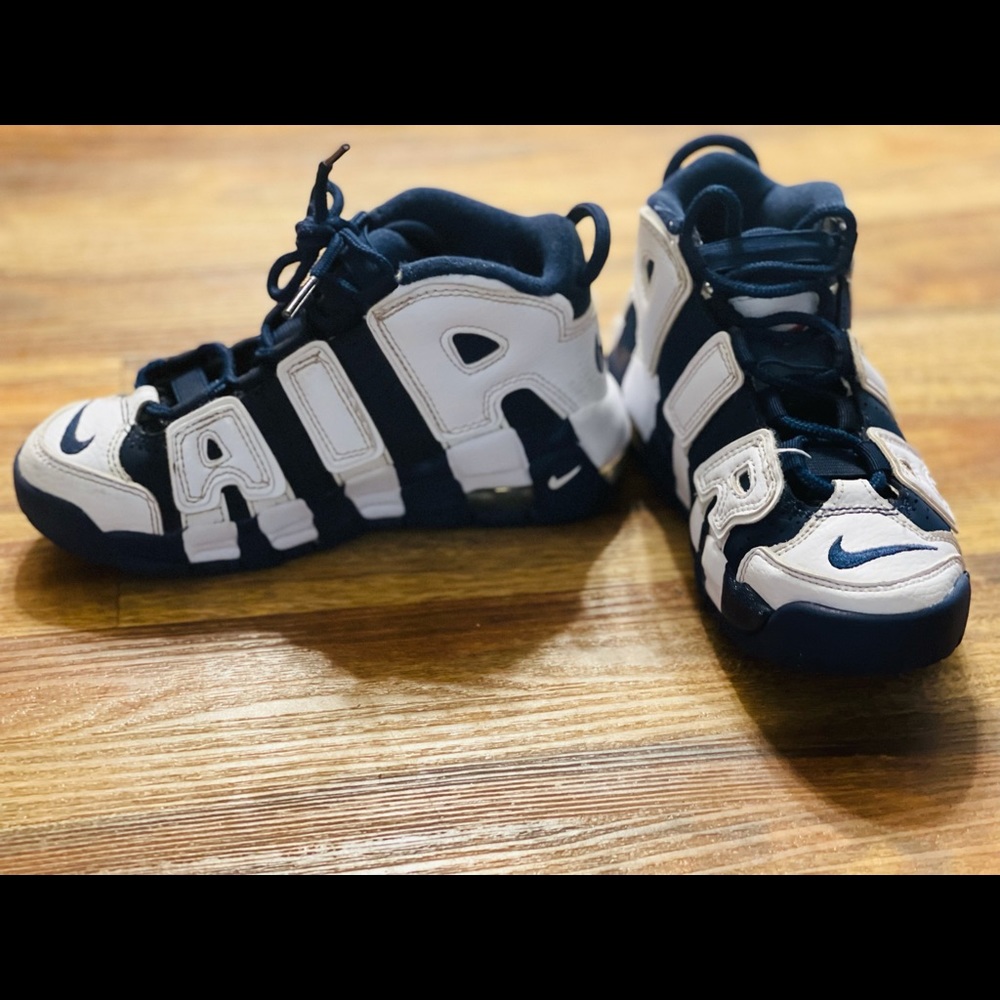 13C Nike Air